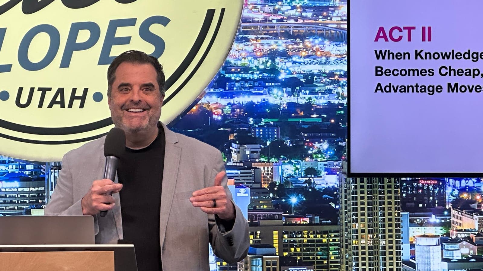 AI and the Collapse of Competitive Advantage thumbnail